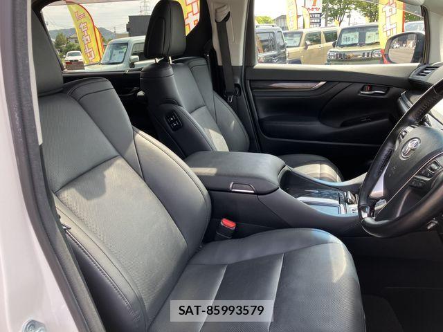 Toyota ALPHARD 2021-06 7214281-3