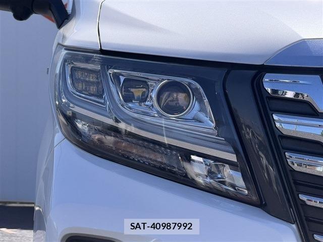 Toyota ALPHARD 2015-11 7214140-11