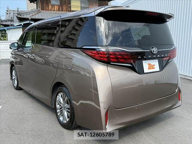 Toyota ALPHARD 2024-01 7214338-12