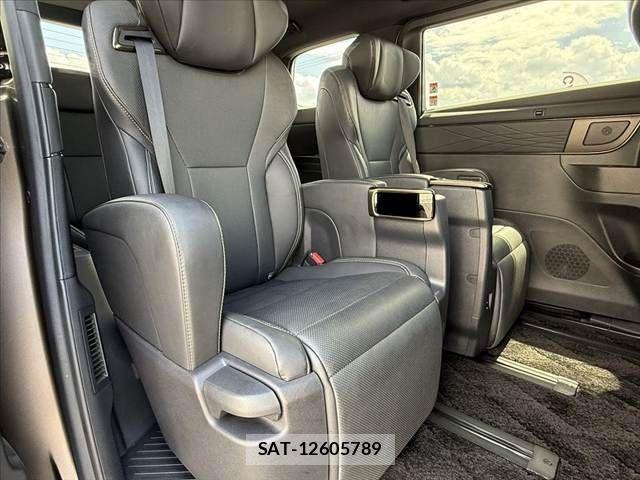 Toyota ALPHARD 2024-01 7214338-17