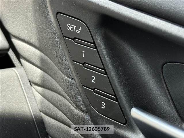 Toyota ALPHARD 2024-01 7214338-25