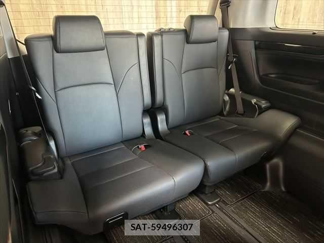 Toyota ALPHARD 2020-11 7214247-11