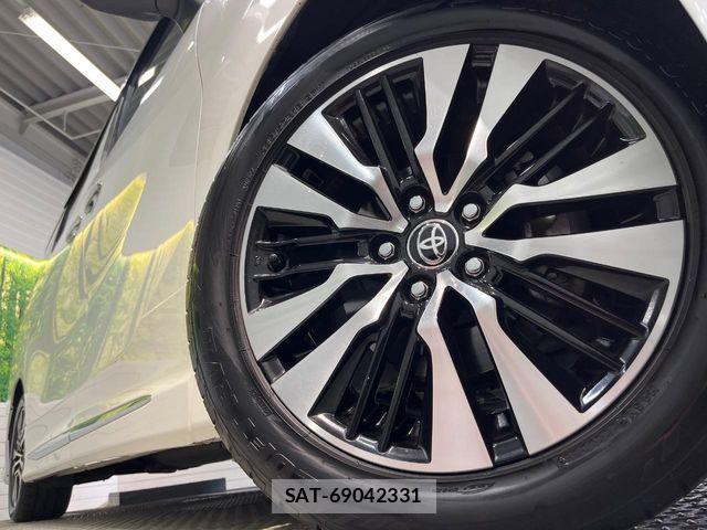 Toyota ALPHARD 2022-03 7214305-13