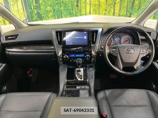 Toyota ALPHARD 2022-03 7214305-1