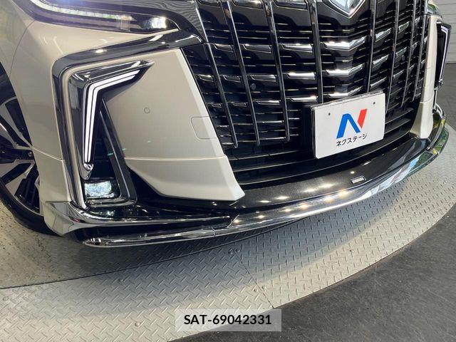 Toyota ALPHARD 2022-03 7214305-2