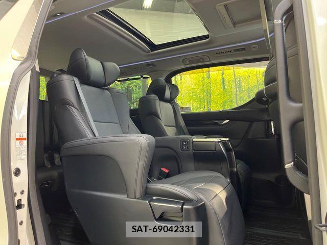 Toyota ALPHARD 2022-03 7214305-8