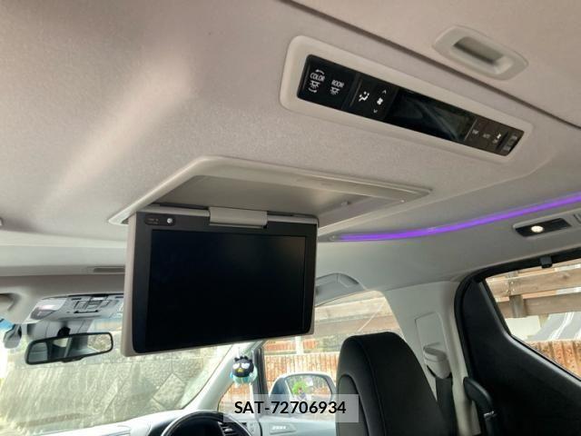 Toyota ALPHARD 2021-06 7214276-13