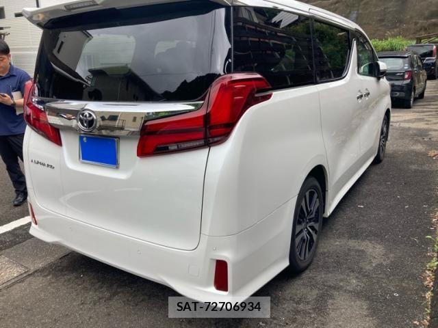 Toyota ALPHARD 2021-06 7214276-3