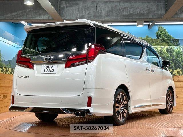 Toyota ALPHARD 2020-08 7214241-17