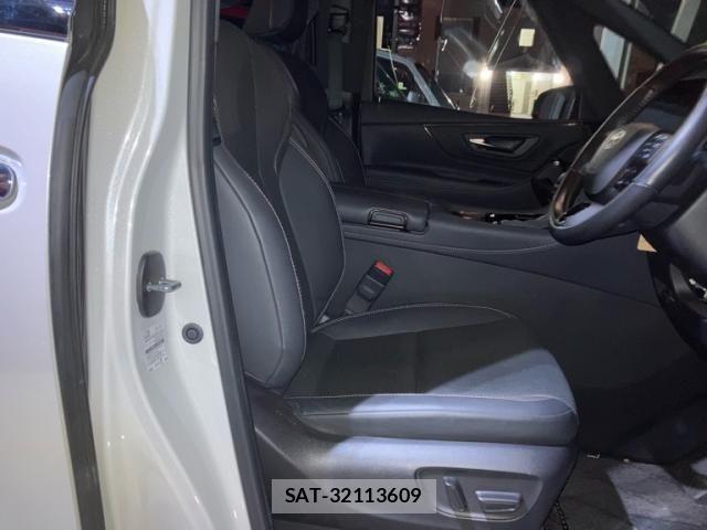 Toyota ALPHARD 2023-08 7214333-9