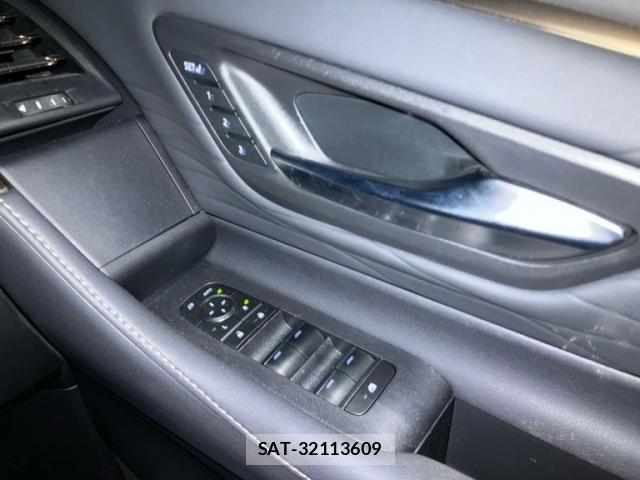 Toyota ALPHARD 2023-08 7214333-13