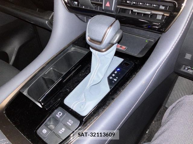 Toyota ALPHARD 2023-08 7214333-17