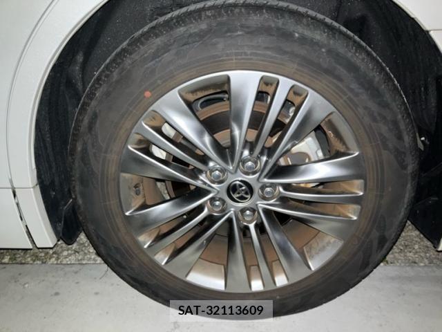 Toyota ALPHARD 2023-08 7214333-7