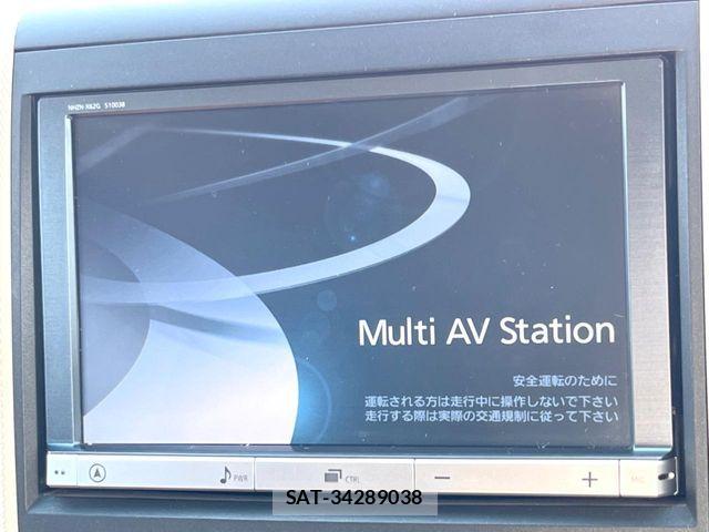 Toyota ALPHARD 2014-01 7214125-2