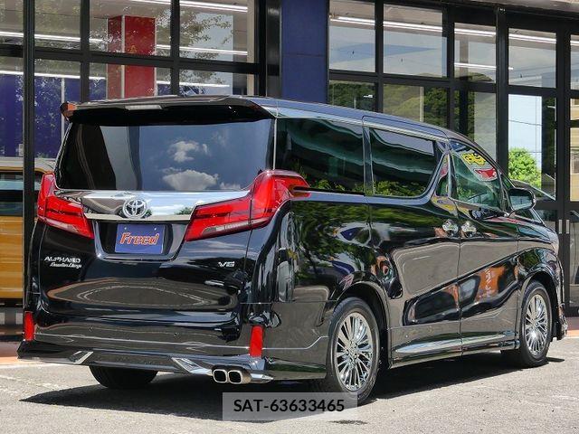 Toyota ALPHARD 2023-04 7214330-1