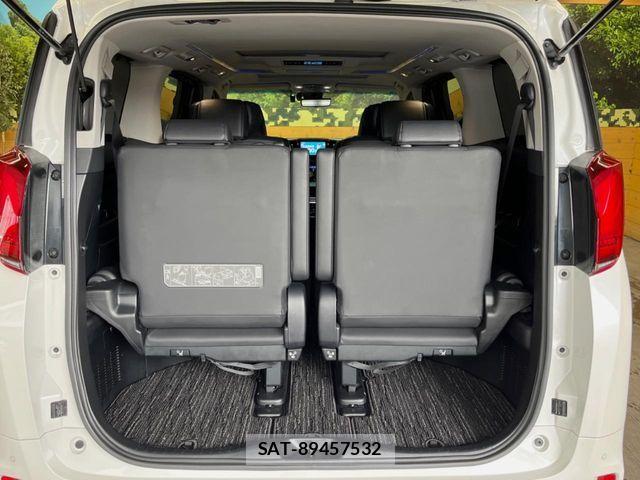 Toyota ALPHARD 2020-06 7214236-15