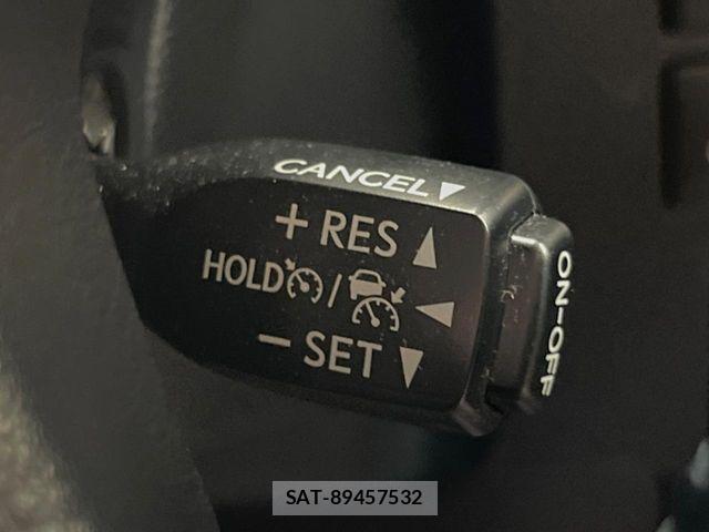 Toyota ALPHARD 2020-06 7214236-7