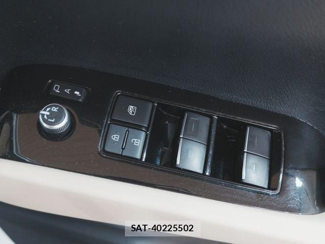 Toyota ALPHARD 2022-02 7214310-19