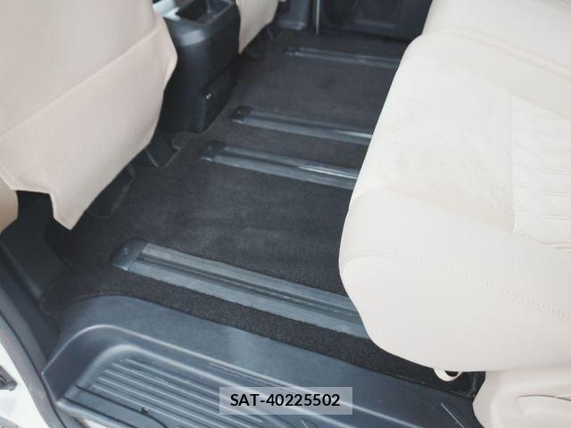 Toyota ALPHARD 2022-02 7214310-23