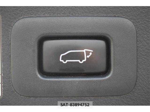 Toyota ALPHARD 2020-06 7214239-3