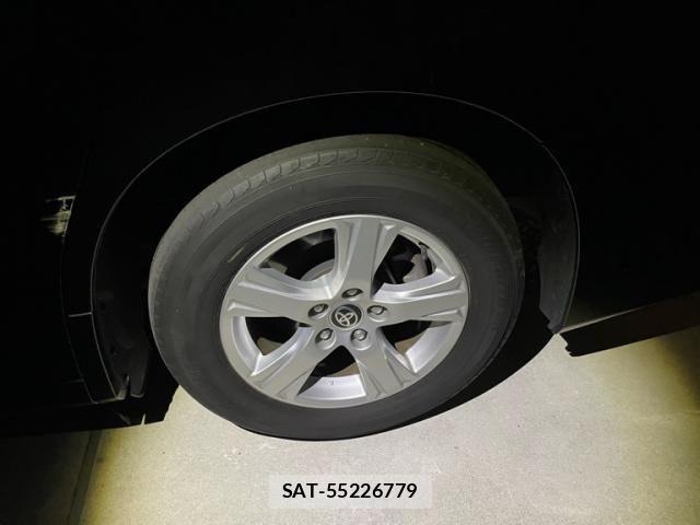 Toyota ALPHARD 2022-01 7214304-4