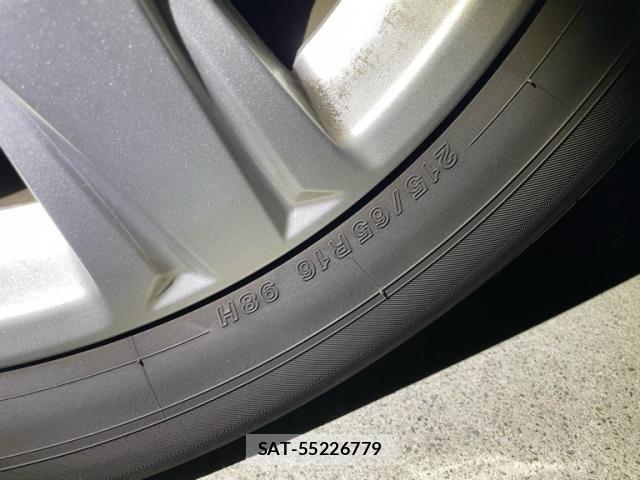 Toyota ALPHARD 2022-01 7214304-7