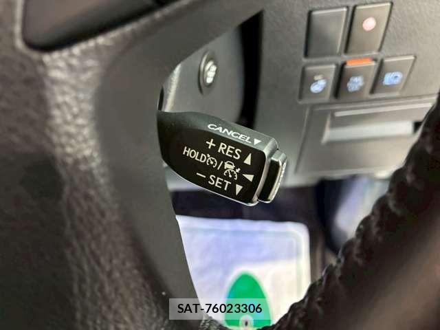 Toyota ALPHARD 2021-02 7214250-13