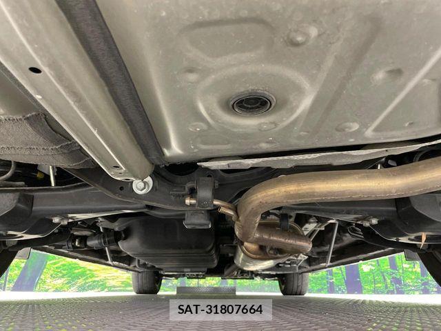 Toyota ALPHARD 2022-10 7214317-19