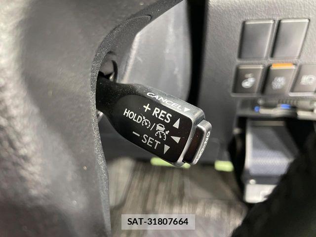 Toyota ALPHARD 2022-10 7214317-7