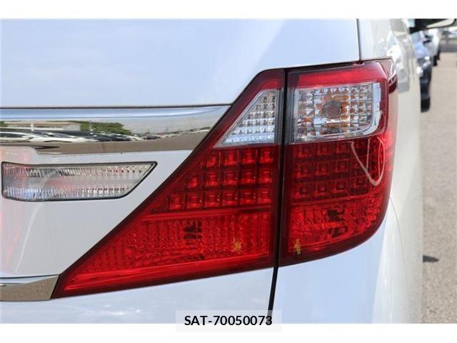 Toyota ALPHARD 2013-03 7214121-13