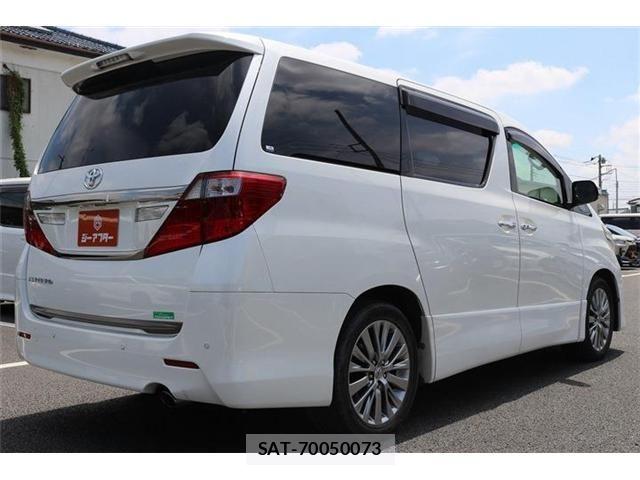 Toyota ALPHARD 2013-03 7214121-23