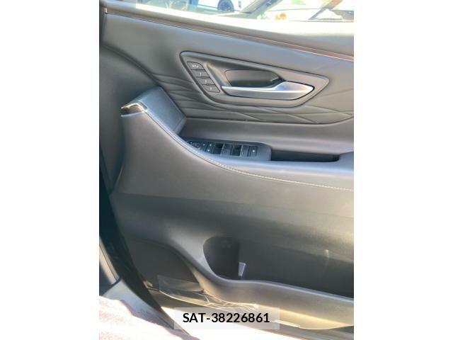 Toyota ALPHARD 2024-03 7214336-18