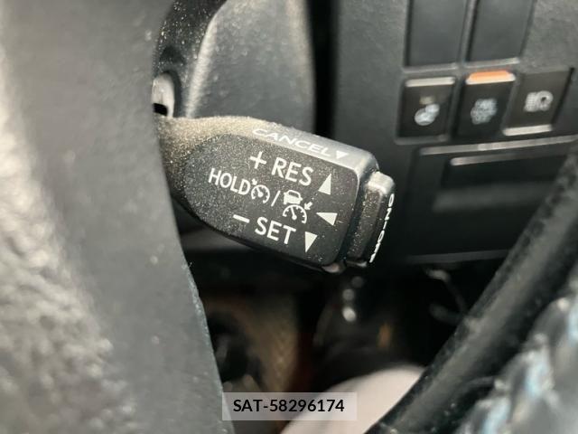 Toyota ALPHARD 2022-06 7214314-13