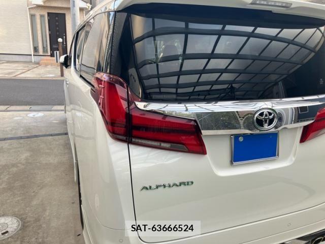 Toyota ALPHARD 2021-08 7214283-2