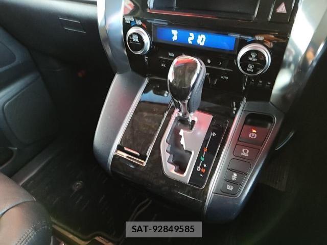 Toyota ALPHARD 2016-02 7214152-15