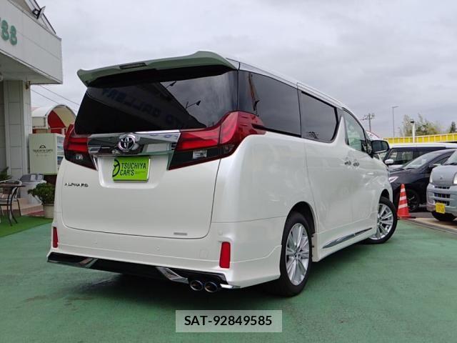 Toyota ALPHARD 2016-02 7214152-1