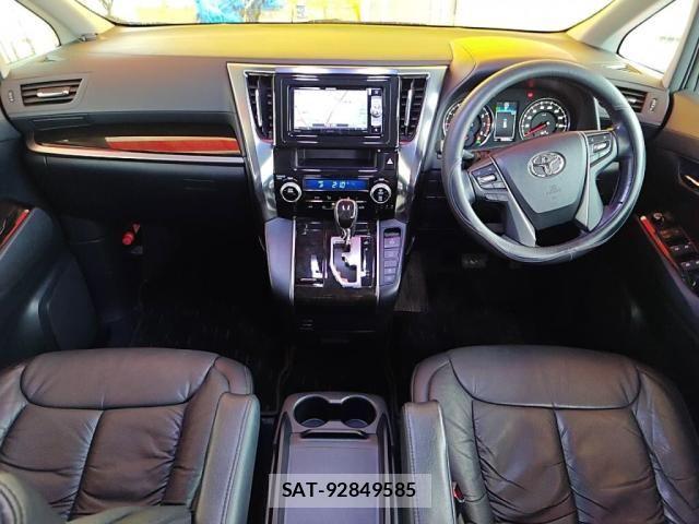 Toyota ALPHARD 2016-02 7214152-2