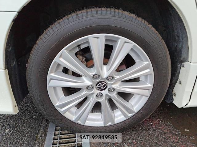 Toyota ALPHARD 2016-02 7214152-29