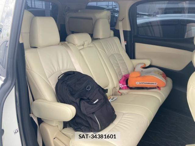 Toyota ALPHARD 2022-09 7214315-6