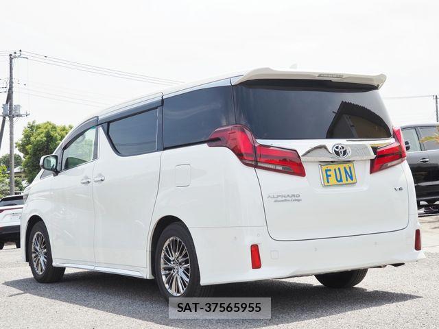 Toyota ALPHARD 2020-07 7214238-5