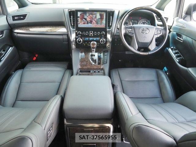 Toyota ALPHARD 2020-07 7214238-8