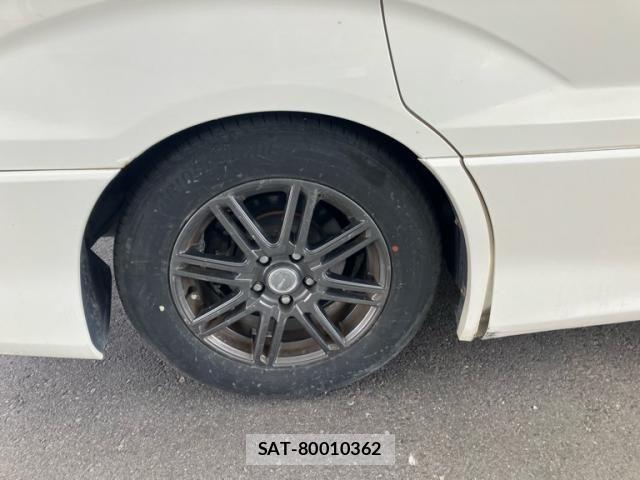 Toyota ALPHARD 2004-09 7214076-9