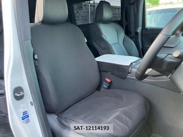 Toyota ALPHARD 2024-04 7214342-13