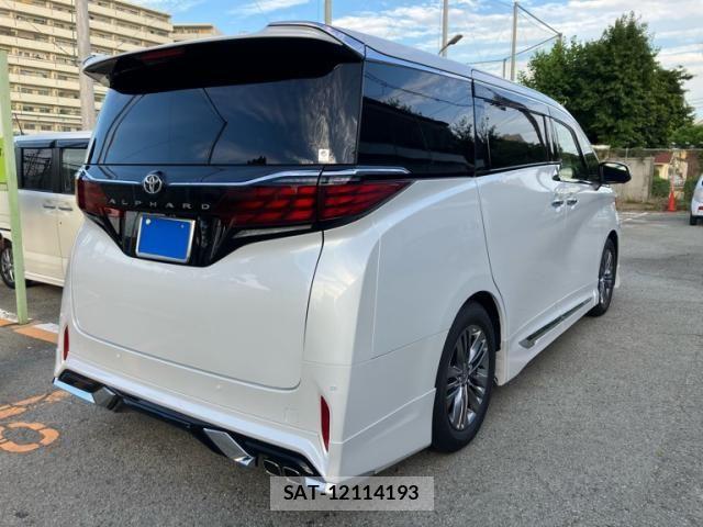 Toyota ALPHARD 2024-04 7214342-1