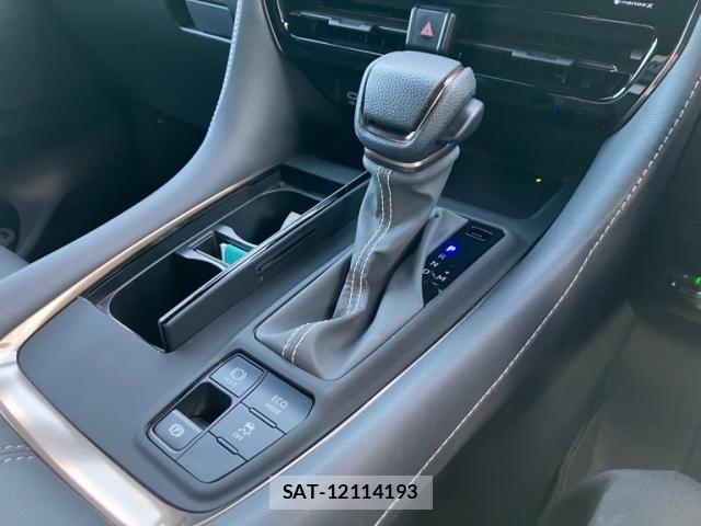 Toyota ALPHARD 2024-04 7214342-22