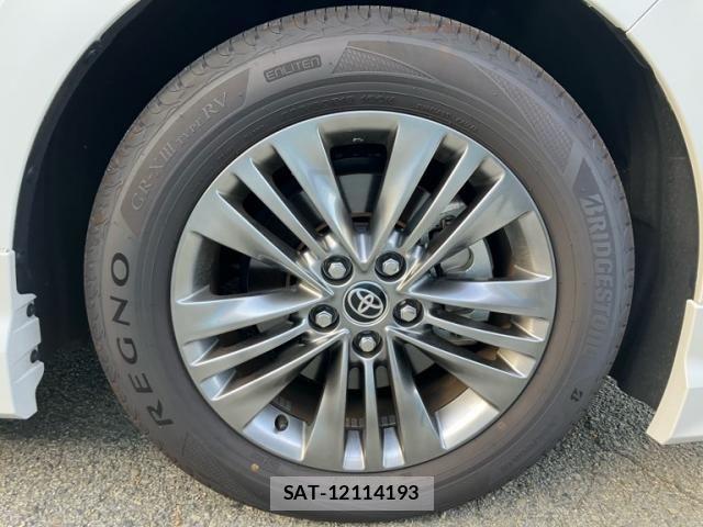 Toyota ALPHARD 2024-04 7214342-4