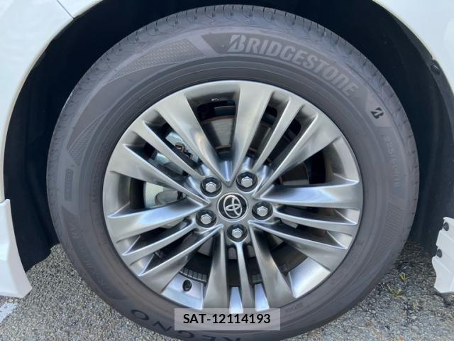 Toyota ALPHARD 2024-04 7214342-7