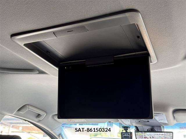Toyota ALPHARD 2021-04 7214268-1