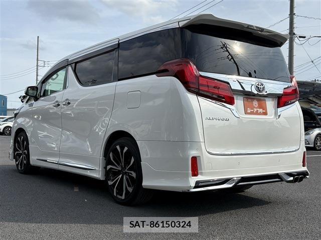 Toyota ALPHARD 2021-04 7214268-21