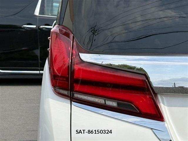 Toyota ALPHARD 2021-04 7214268-26